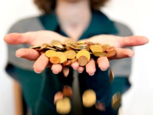 Spending - Image from iExpats.com