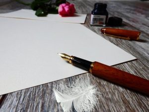 Fountain Pen with letter from Pixabay